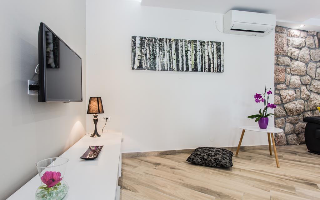 Sunrise Apartment Рисика Экстерьер фото